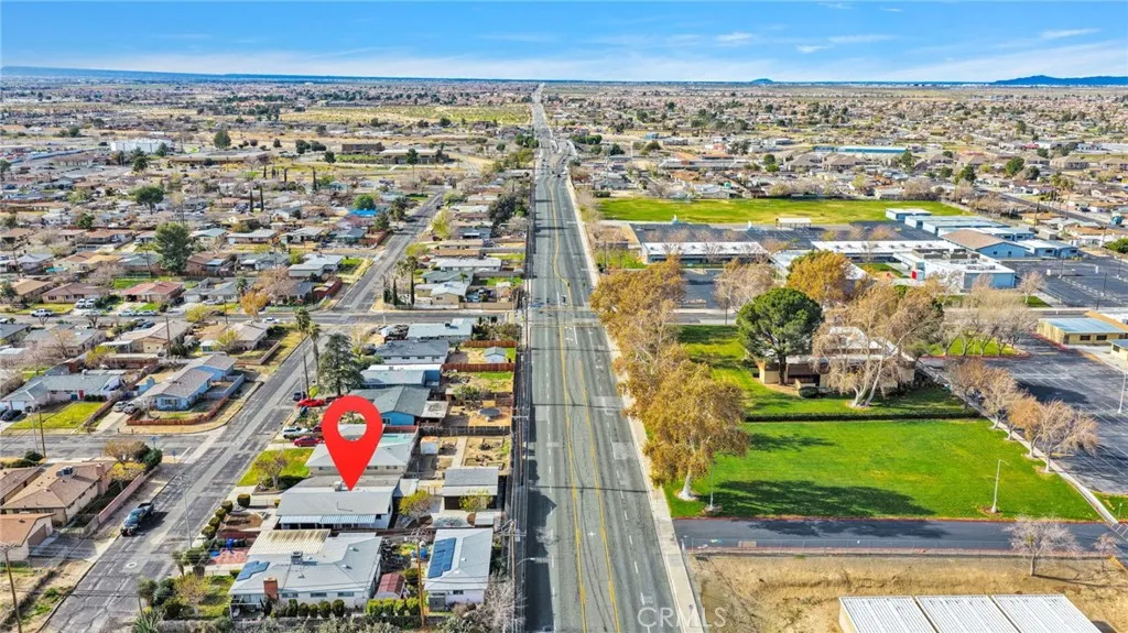 16352 Del Norte Drive, Victorville, California 92395 home-pic-48