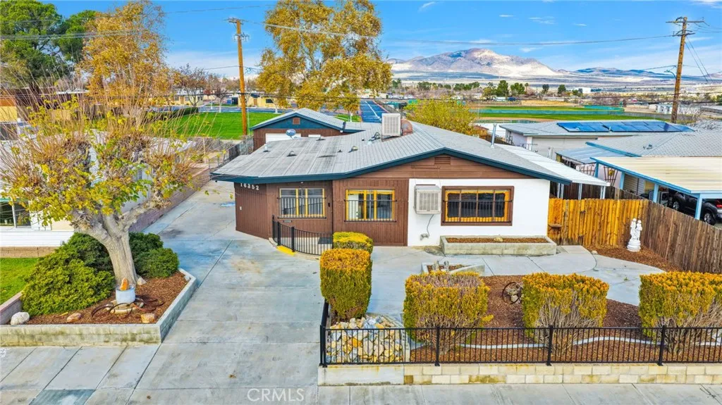 16352 Del Norte Drive, Victorville, California 92395 home-pic-38