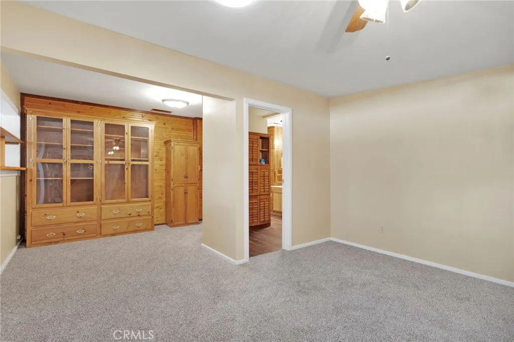 16352 Del Norte Drive, Victorville, California 92395 home-pic-21