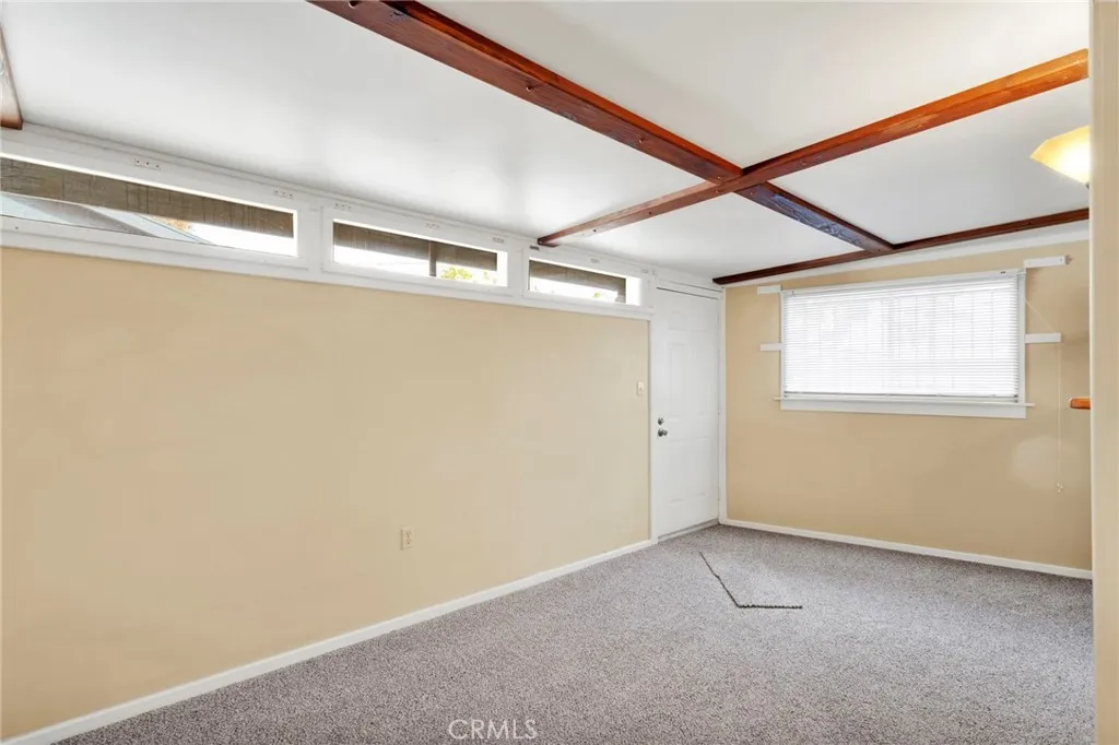 16352 Del Norte Drive, Victorville, California 92395 home-pic-23