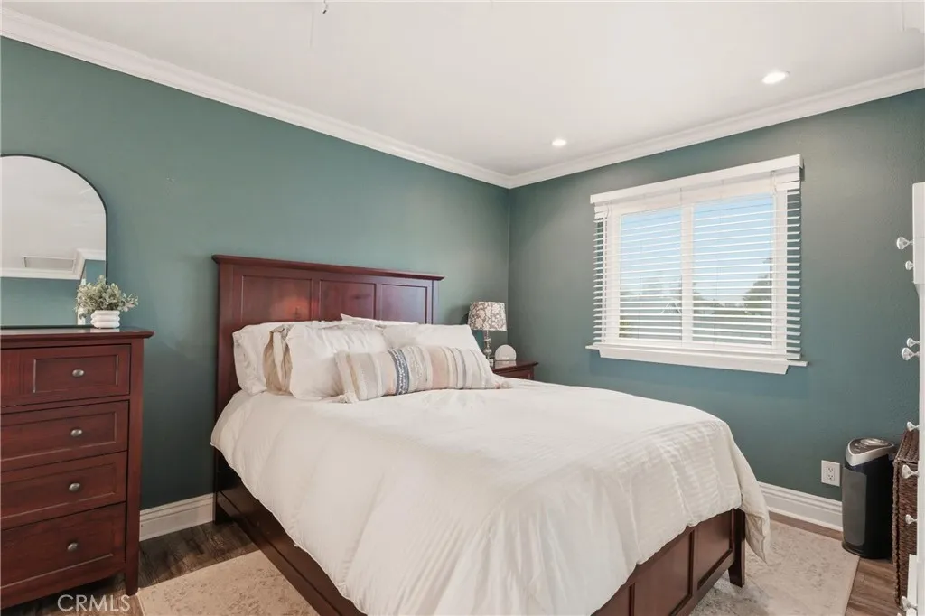 2408 Minuteman Way, Costa Mesa, California 92626 home-pic-15