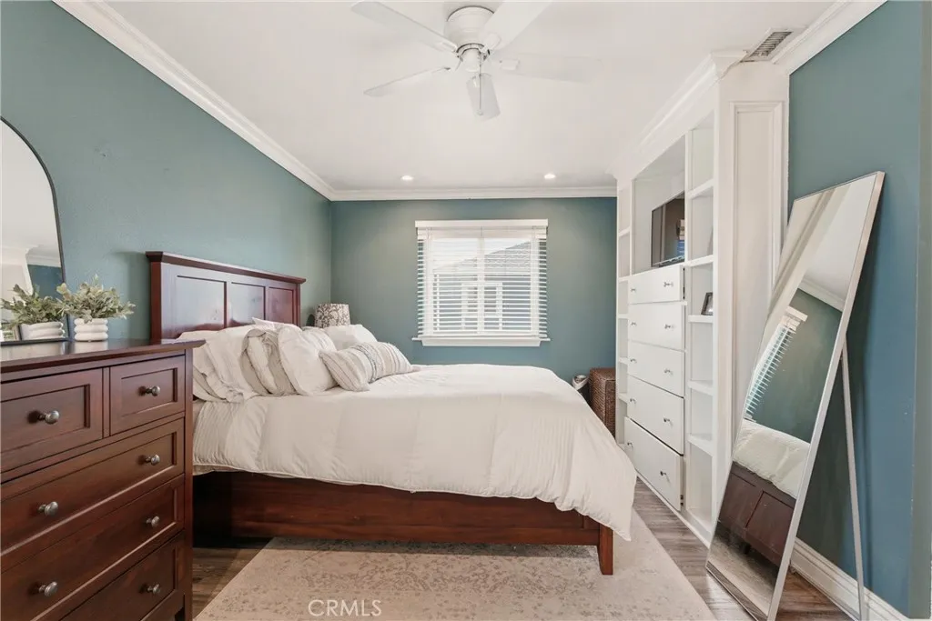 2408 Minuteman Way, Costa Mesa, California 92626 home-pic-14