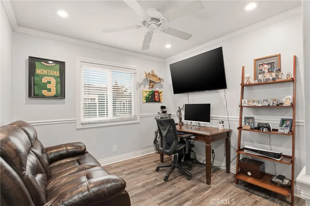2408 Minuteman Way, Costa Mesa, California 92626 home-pic-18