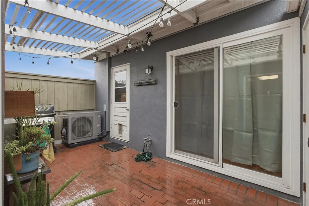 2408 Minuteman Way, Costa Mesa, California 92626 home-pic-21