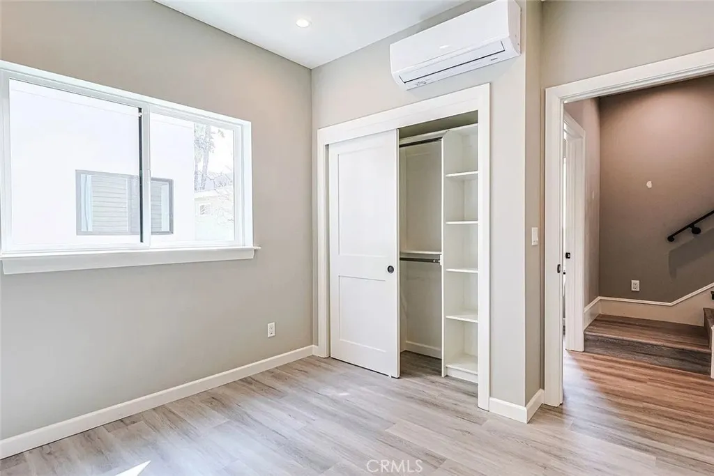5261 Harmony Avenue, North Hollywood, California 91601 home-pic-20