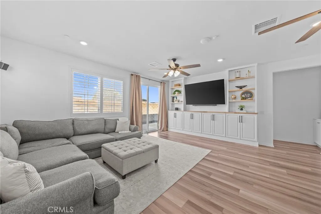 5564 Rodeo, Hemet, California 92545 home-pic-11