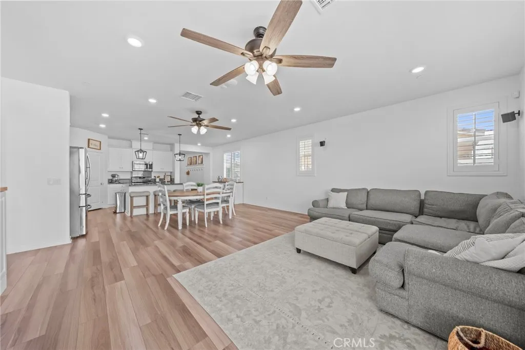 5564 Rodeo, Hemet, California 92545 home-pic-10