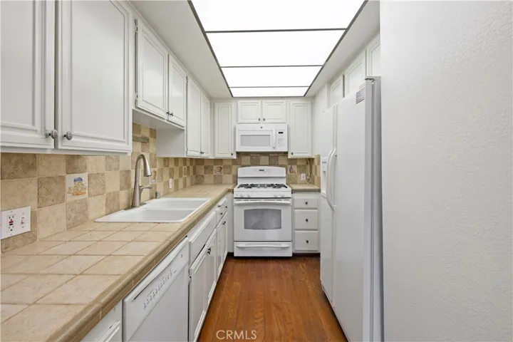 14844 Dickens 308, Sherman Oaks, California 91403
