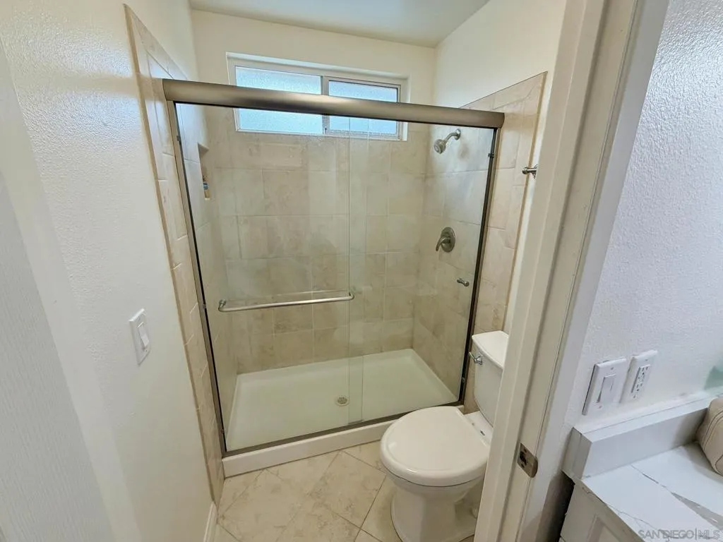 9970 Mesa Madera Dr, San Diego, California 92131 home-pic-23