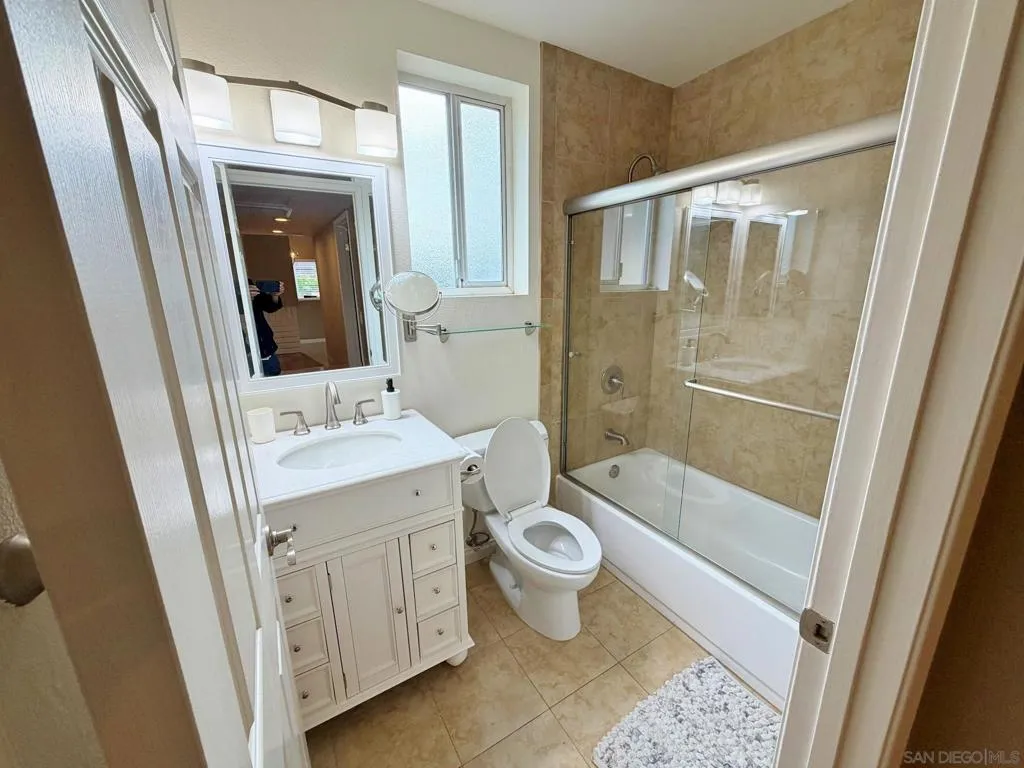 9970 Mesa Madera Dr, San Diego, California 92131 home-pic-19