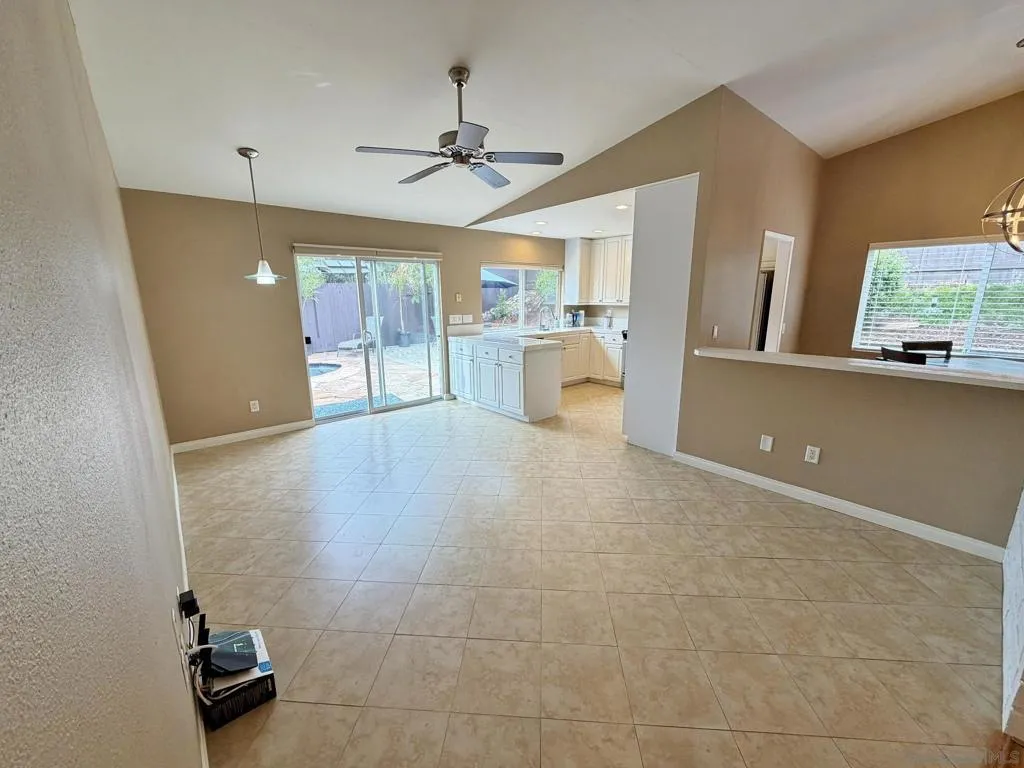 9970 Mesa Madera Dr, San Diego, California 92131 home-pic-9