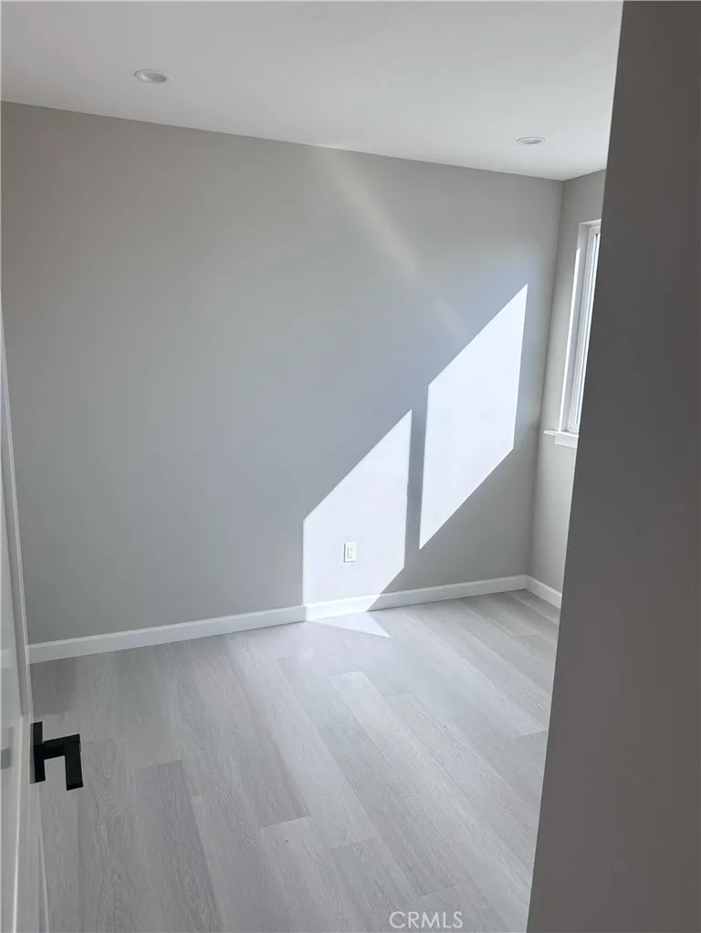 327 N Chicago Street, Los Angeles, California 90033 home-pic-8