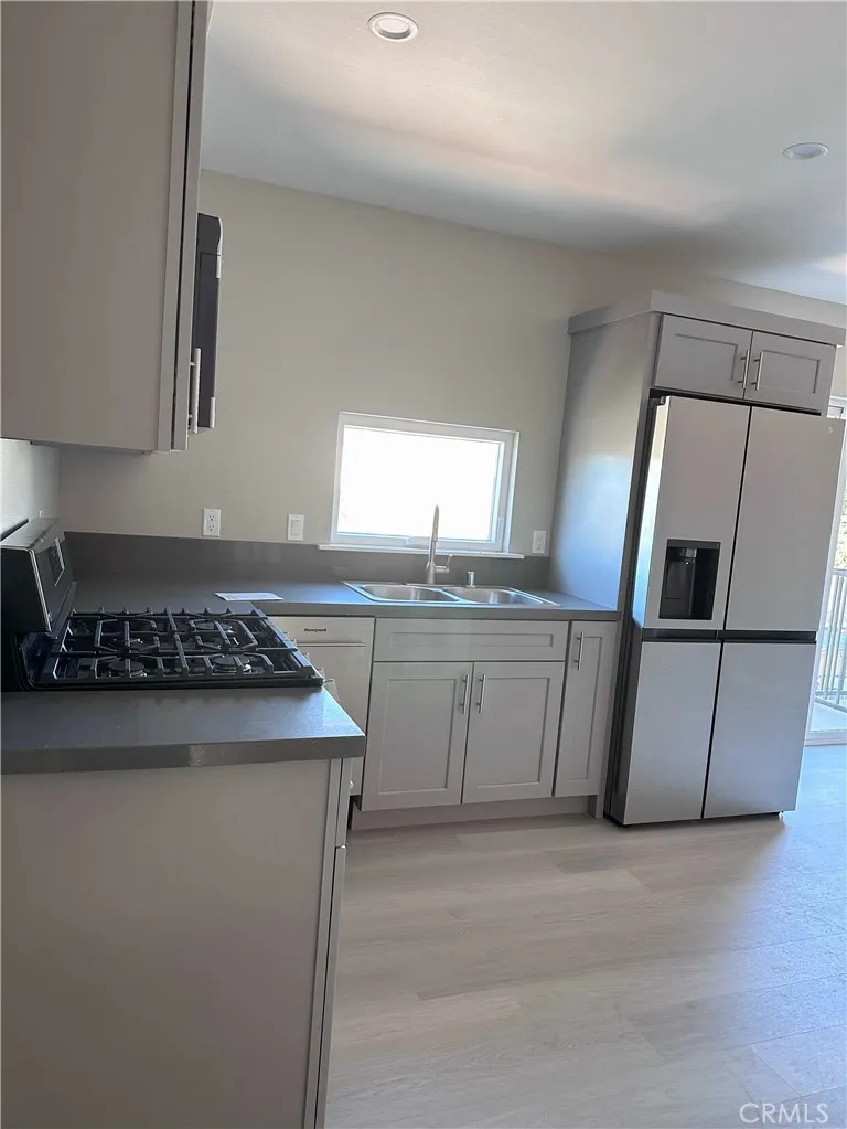 327 N Chicago Street, Los Angeles, California 90033 home-pic-12