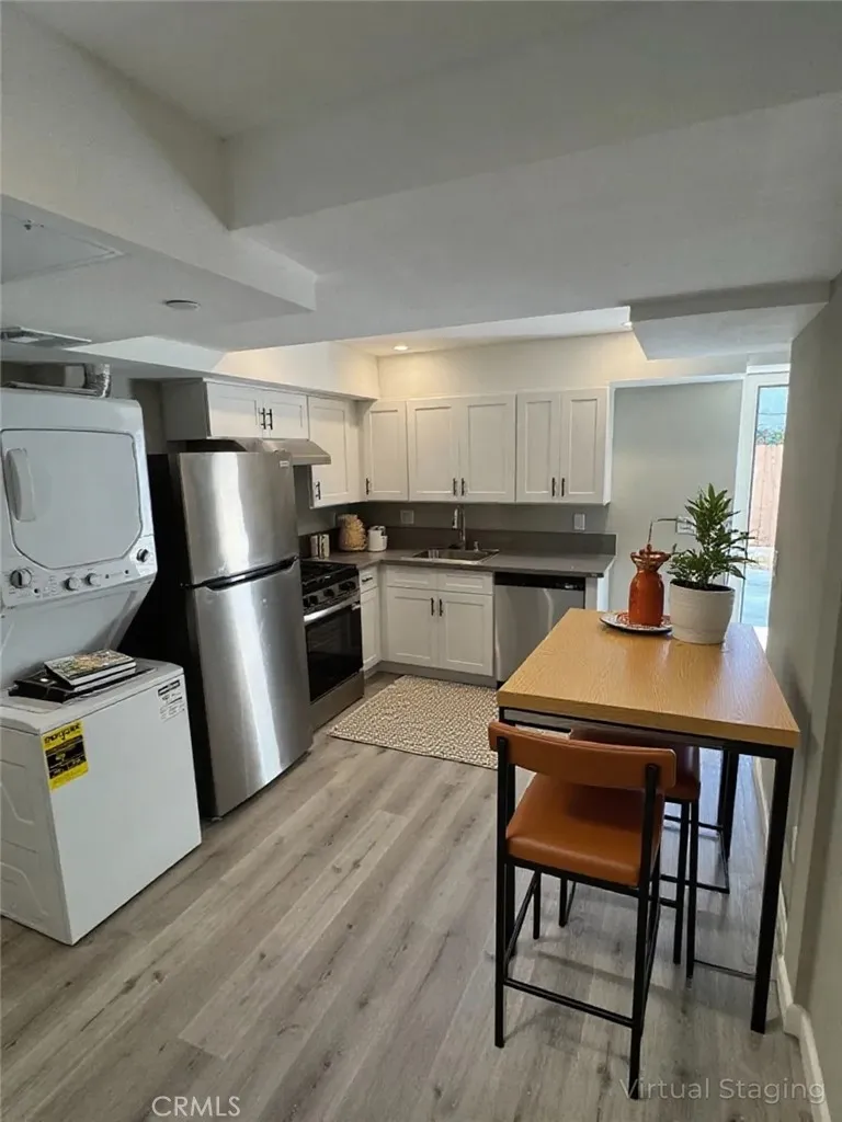 327 N Chicago Street, Los Angeles, California 90033 home-pic-16