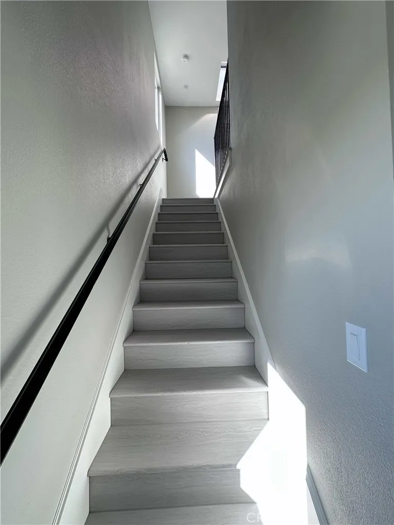 327 N Chicago Street, Los Angeles, California 90033 home-pic-6