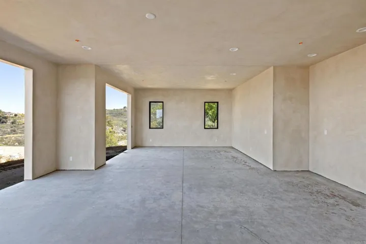 9607 Misty Meadow Lane, Escondido, California 92026