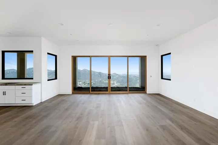 9607 Misty Meadow Lane, Escondido, California 92026