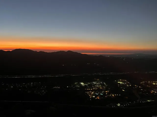 9607 Misty Meadow Lane, Escondido, California 92026