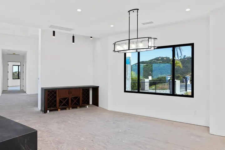 9607 Misty Meadow Lane, Escondido, California 92026