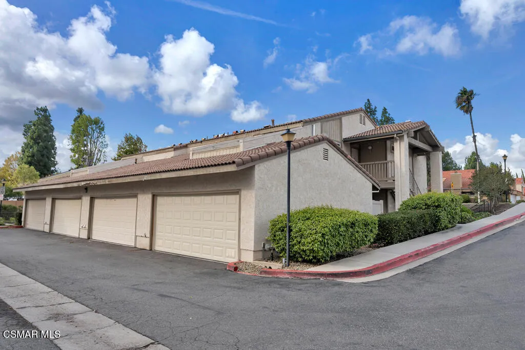 15202 Campus Park Drive C, Moorpark, California 93021 home-pic-29