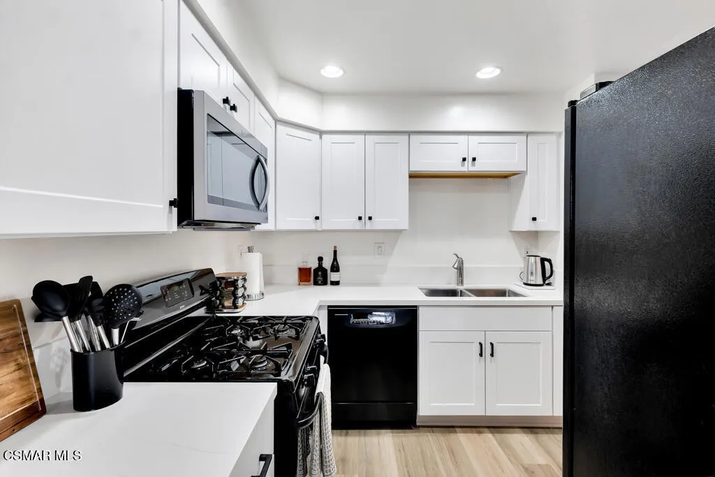 15202 Campus Park Drive C, Moorpark, California 93021 home-pic-15