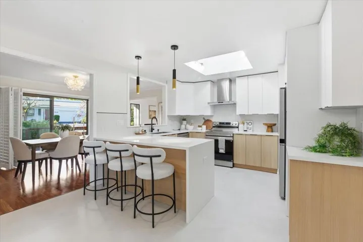 22851 Stonebridge Street, Cupertino, California 95014
