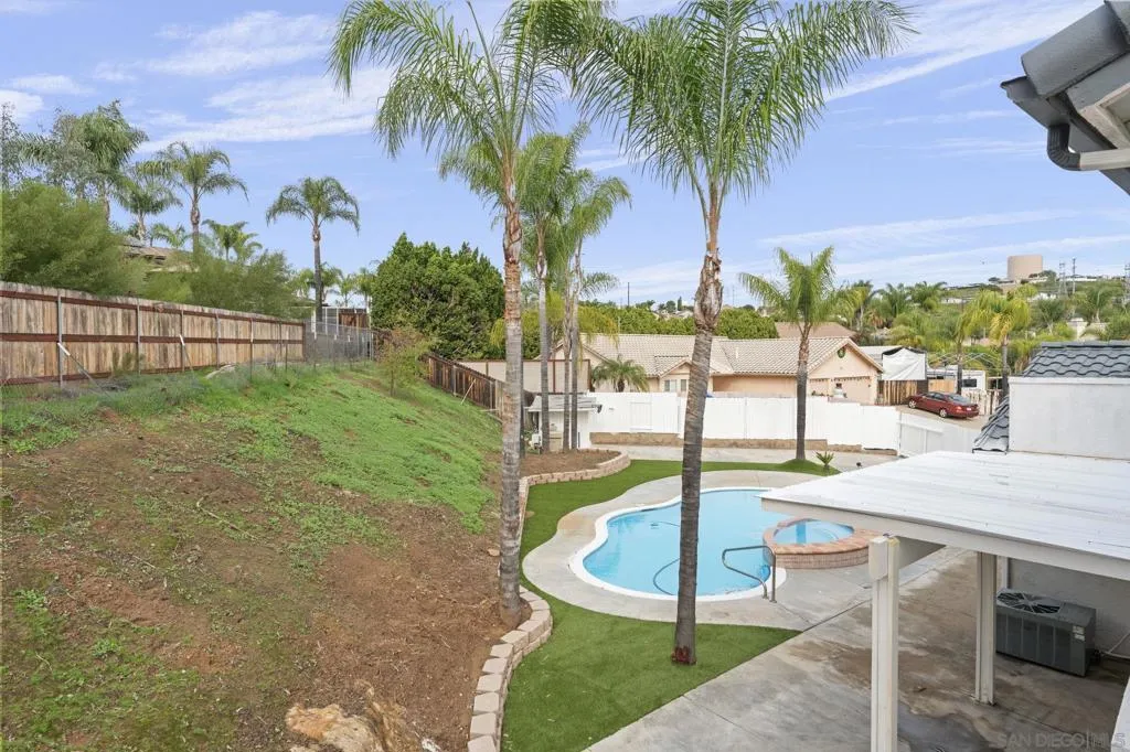 13625 Darryl Ct, El Cajon, California 92021 home-pic-7