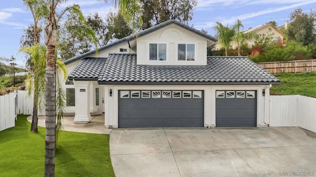 13625 Darryl Ct, El Cajon, California 92021 home-pic-2