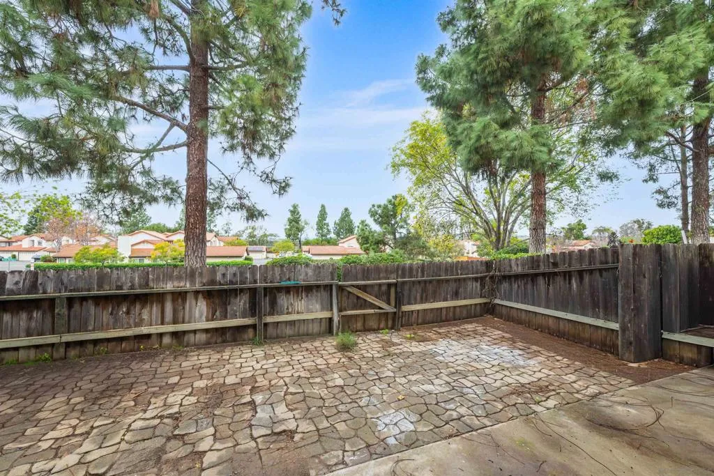 5654 Tumbleweed Way, Oceanside, California 92057 home-pic-27