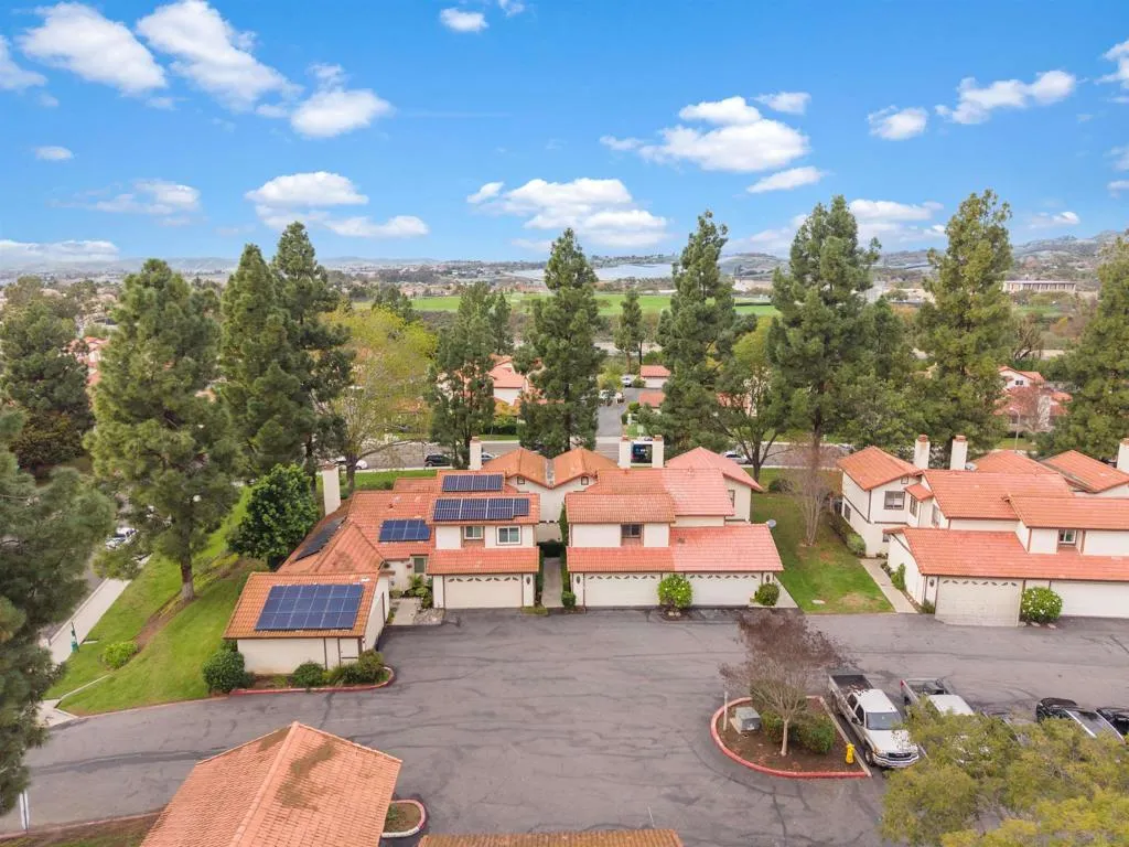 5654 Tumbleweed Way, Oceanside, California 92057 home-pic-30