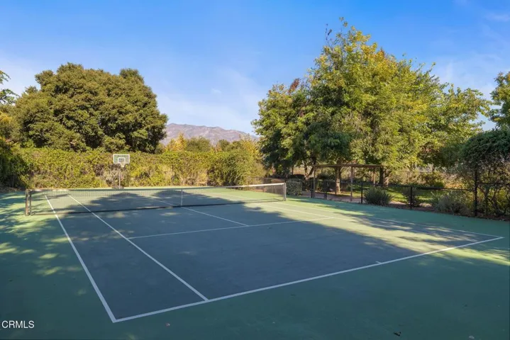 139-web-or-mls-UpmarketMedia-12250Linda-