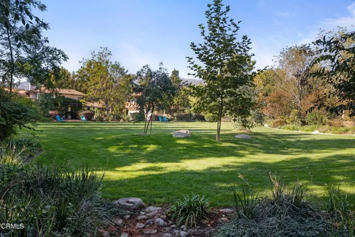 136-web-or-mls-UpmarketMedia-12250Linda-