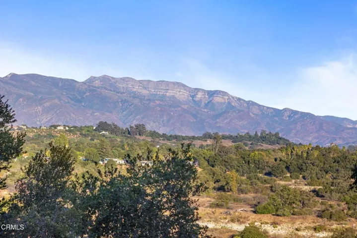 143-web-or-mls-UpmarketMedia-12250Linda-