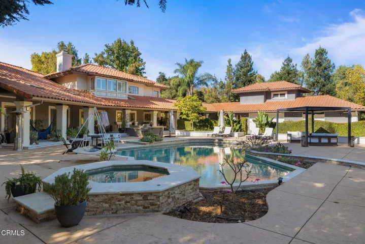 113-web-or-mls-UpmarketMedia-12250Linda-