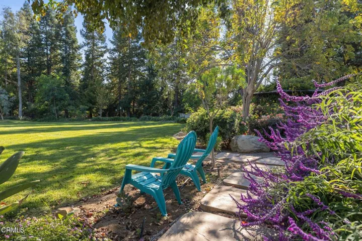 129-web-or-mls-UpmarketMedia-12250Linda-