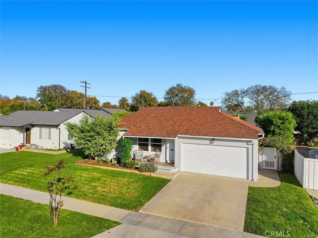 2324 Roycroft Avenue, Long Beach, California 90815 home-pic-41