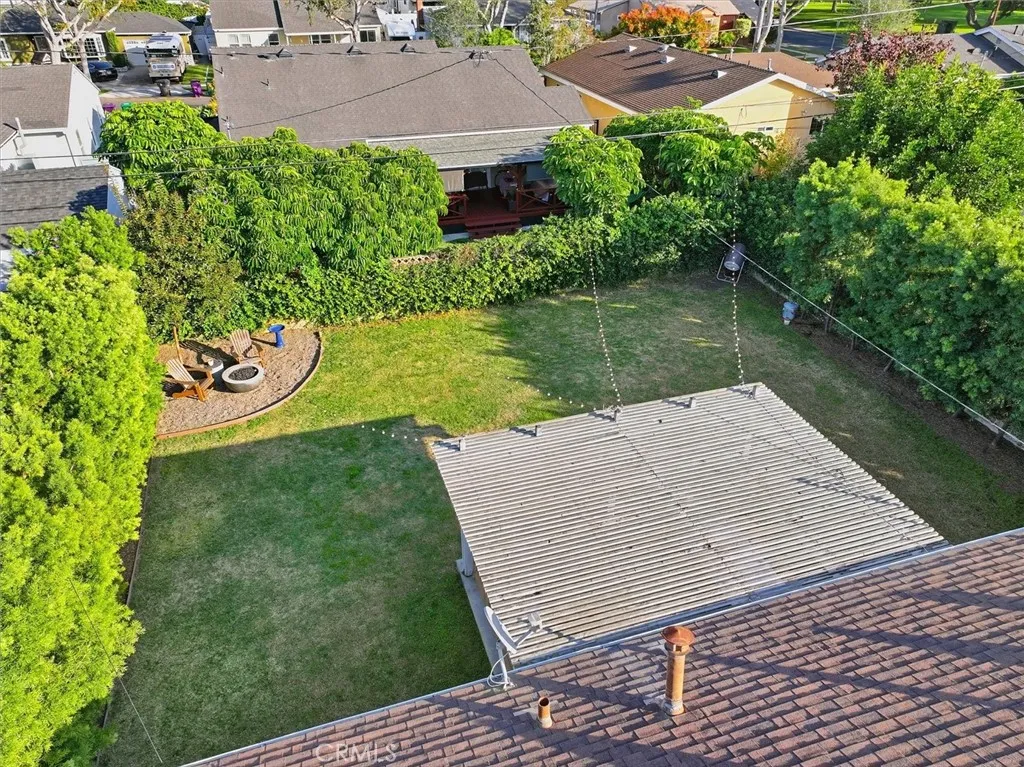 2324 Roycroft Avenue, Long Beach, California 90815 home-pic-33