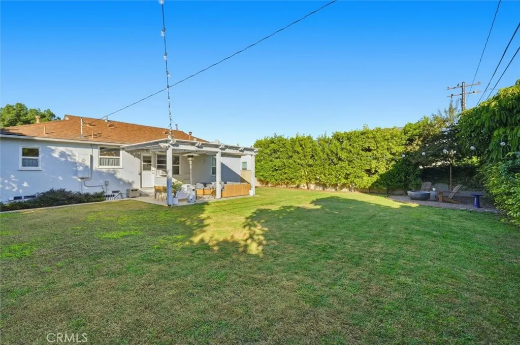 2324 Roycroft Avenue, Long Beach, California 90815 home-pic-31