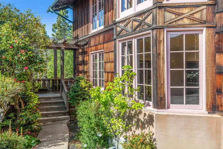 2501 2501 Rose Walk, Berkeley, California 94708-1902