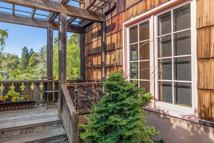 2501 2501 Rose Walk, Berkeley, California 94708-1902
