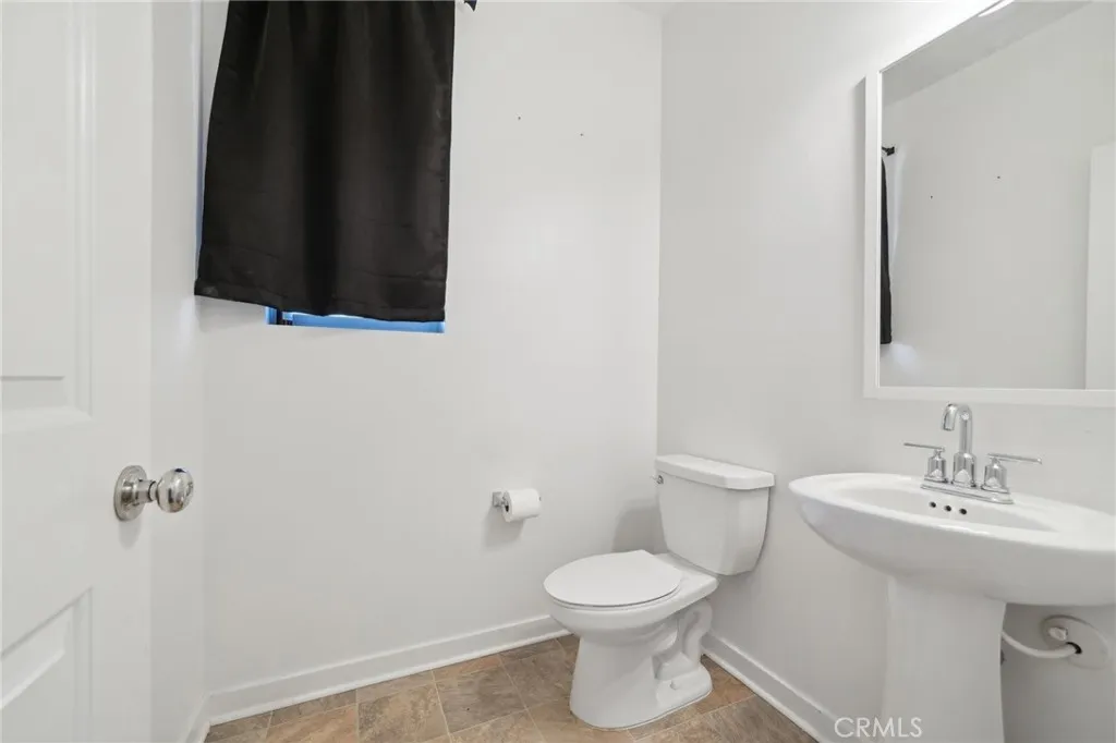 36927 Arezzo Court, Beaumont, California 92223 home-pic-15
