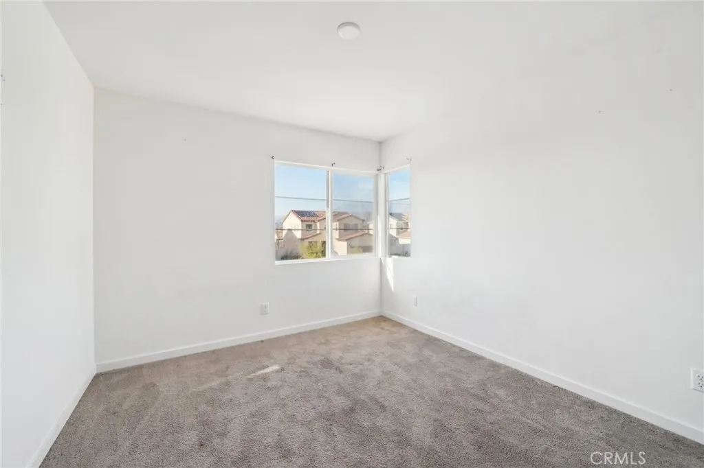 36927 Arezzo Court, Beaumont, California 92223 home-pic-31