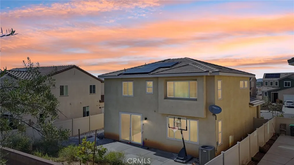 36927 Arezzo Court, Beaumont, California 92223 home-pic-2