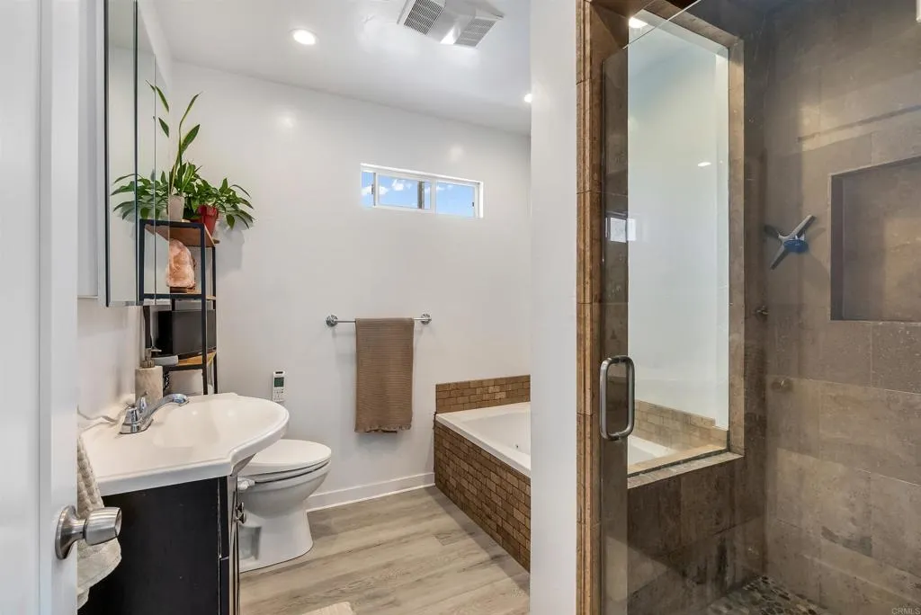 1921 S Myers Street, Oceanside, California 92054 home-pic-20