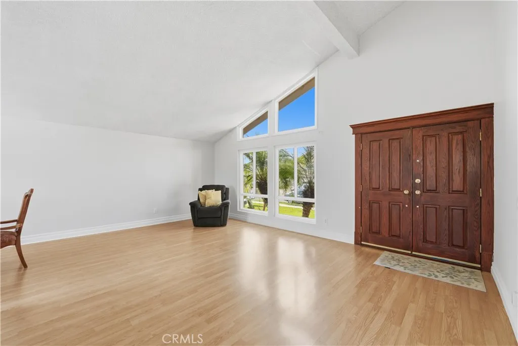 369 S Jennifer, Orange, California 92869 home-pic-5