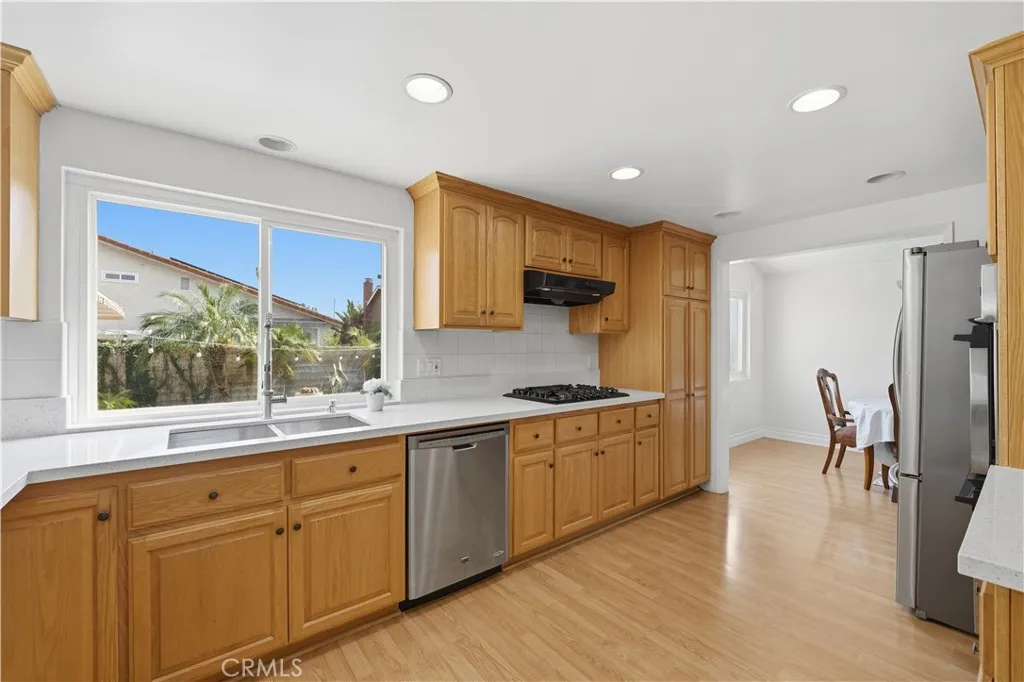 369 S Jennifer, Orange, California 92869 home-pic-14