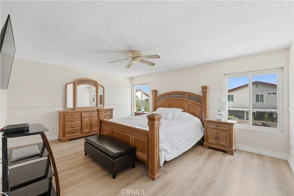 369 S Jennifer, Orange, California 92869 home-pic-22