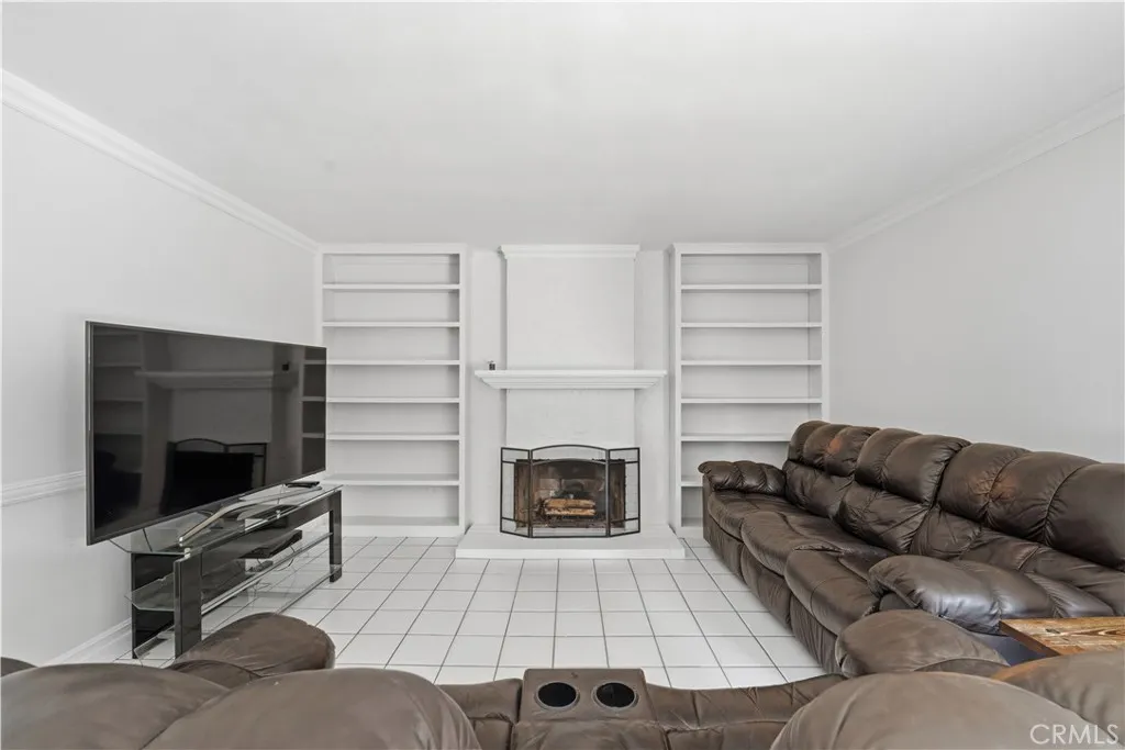 369 S Jennifer, Orange, California 92869 home-pic-19