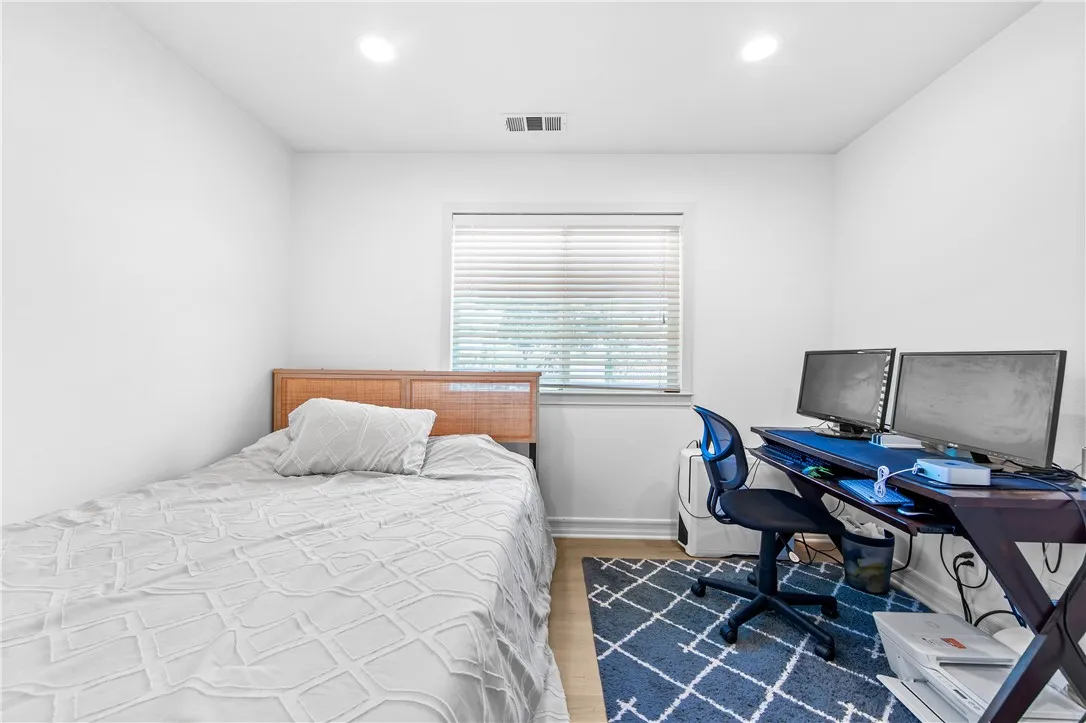 6310 Cosmos, Eastvale, California 92880 home-pic-42