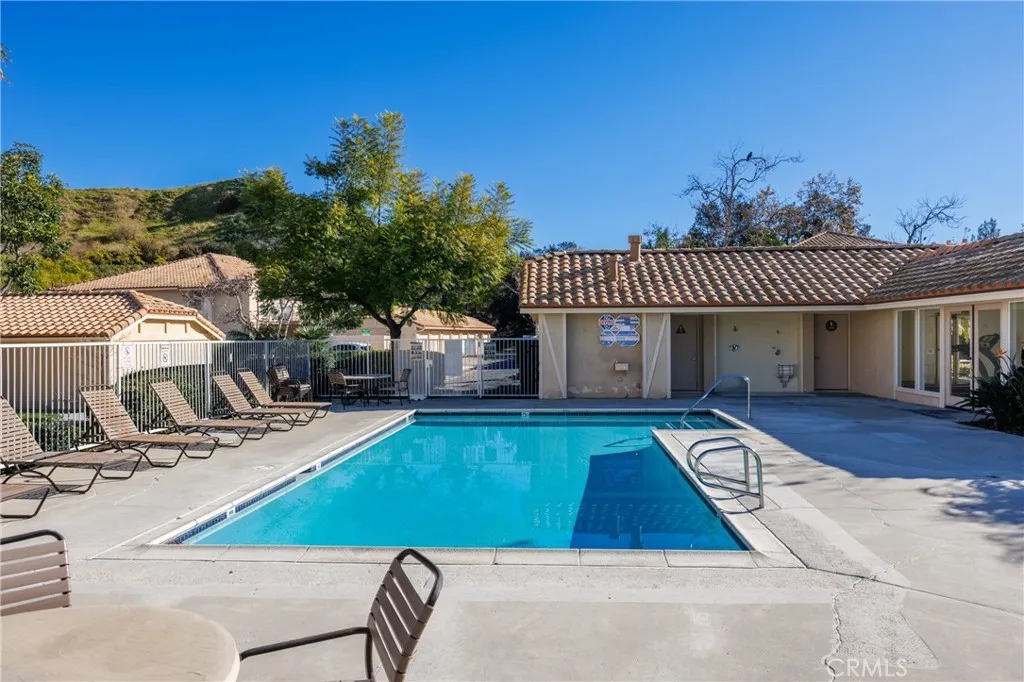 19801 Meadow Ridge Dr 3, Trabuco Canyon, California 92679 home-pic-36